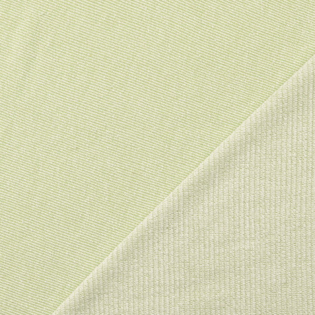 Feiner Strickstoff